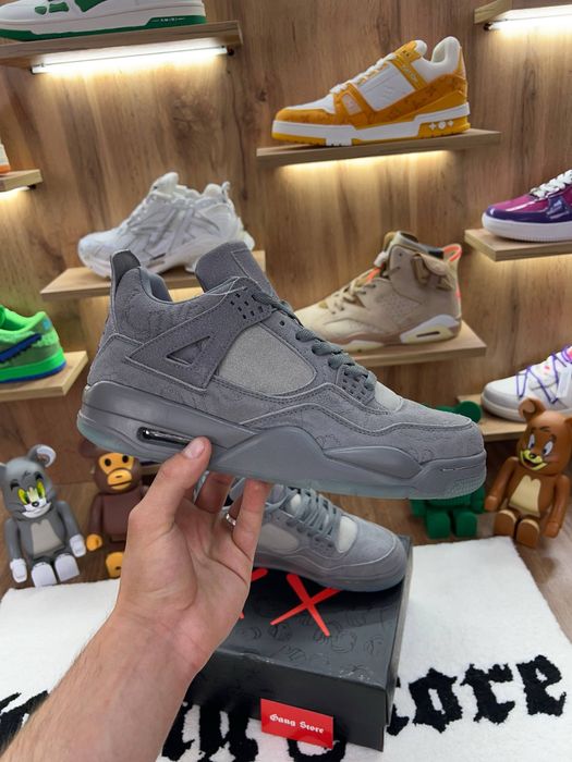 Кросівки Nike Air Jordan 4 Retro Kaws Grey