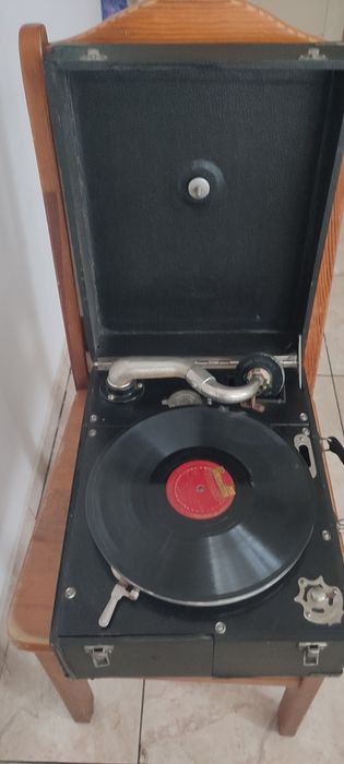 Patefon miusik polyphon