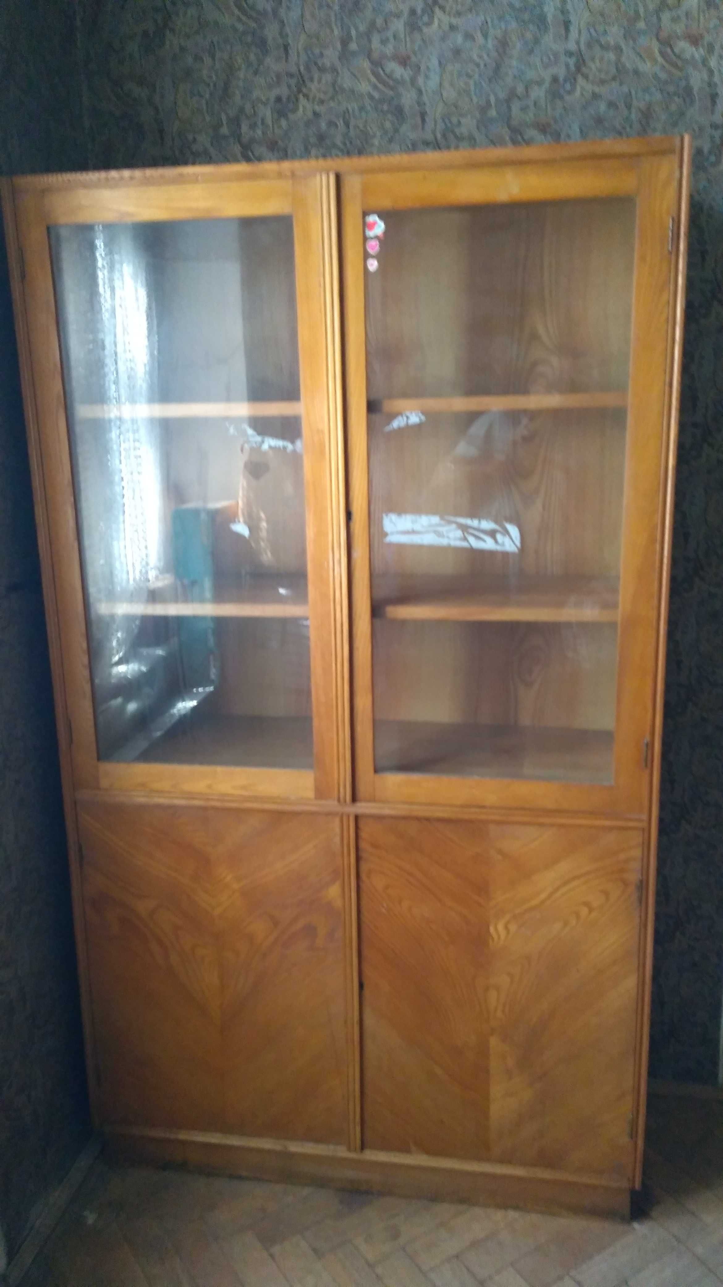 Biblioteczka fornir