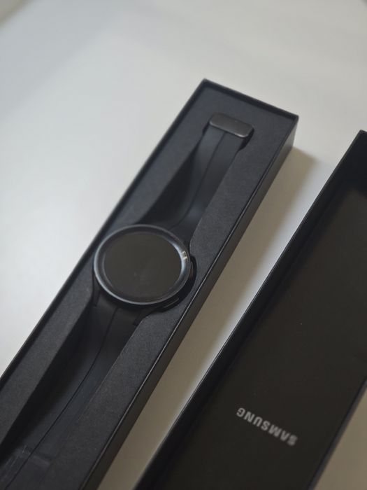 Смарт годинник Galaxy watch pro 5