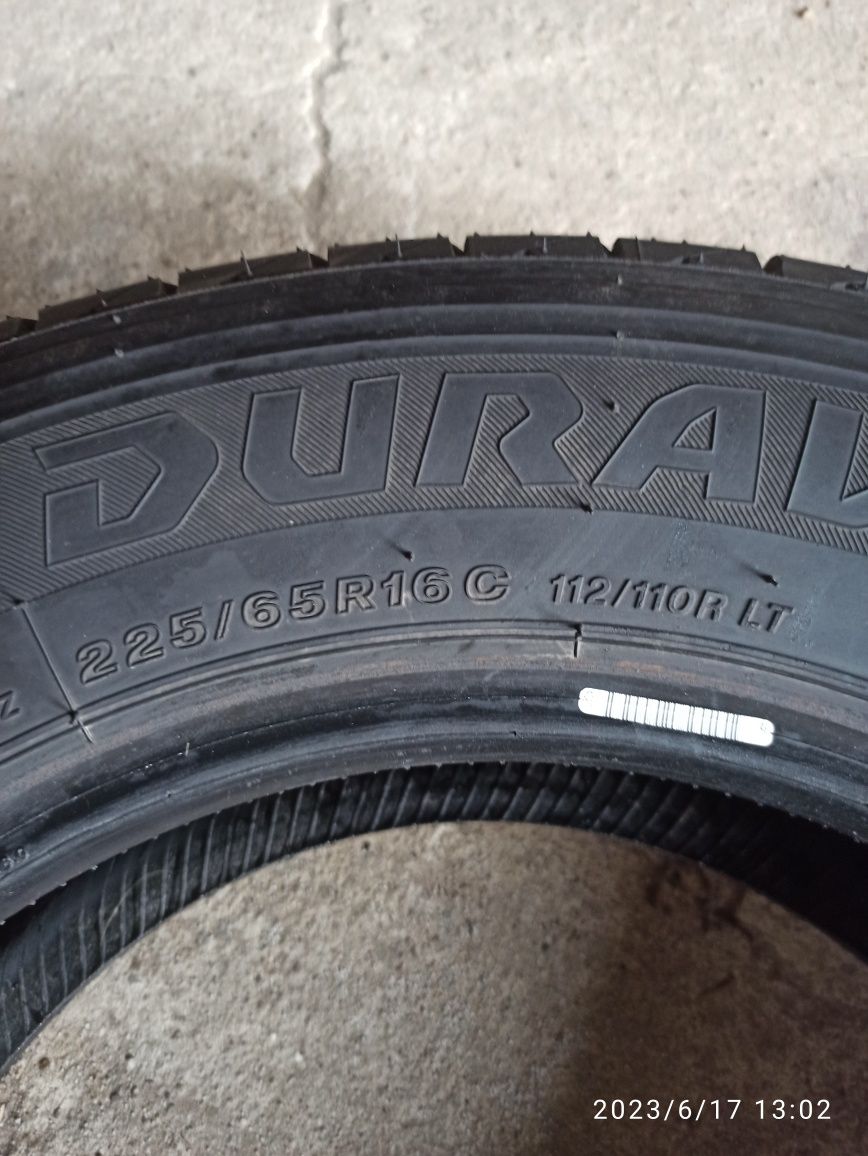 Opona Bridgestone 225/65/R16C