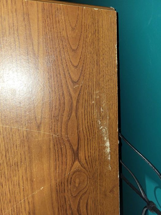 Zestaw eleganckich, używanych mebli