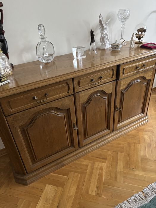 Meble dębowe do jadalni