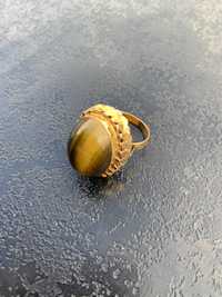 Złoty pierścionek 14kt, pr.585, wag.8,60 z tygrysim okiem firmy Warmet