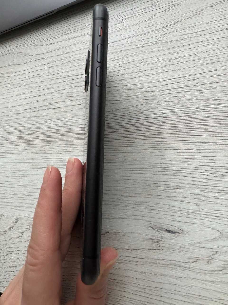 iPhone 11 black ідеал 128 GB коробка аккум 77% айфон чорний як новий