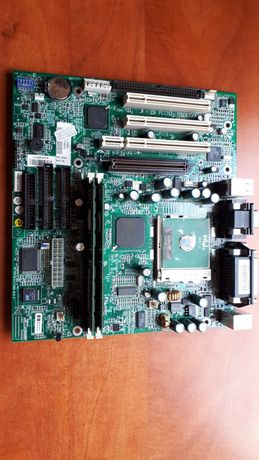 Procesor Intel Pentium III, Ram 2x128mb, płyta HP