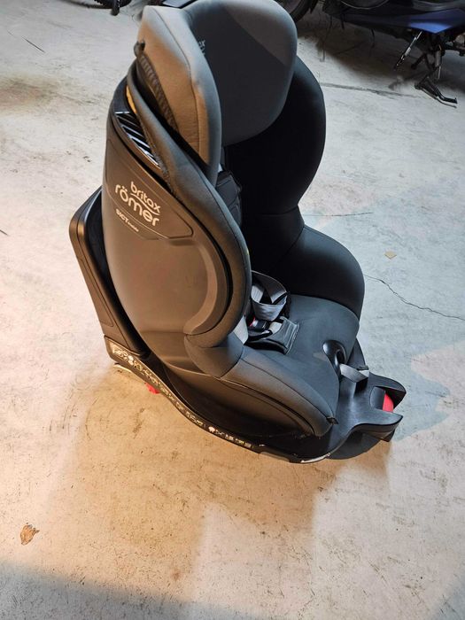 2 em 1 - Cadeira AUTO até 4 anos - BRITAX ROMER + Cadeira "Bengala"