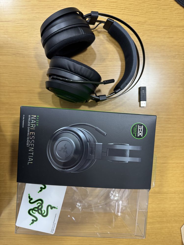 Auscultadores Gaming Wireless RAZER Nari Essential
