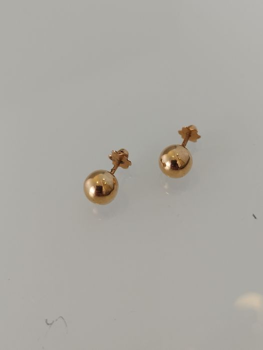 Brincos em ouro de 19,2kt