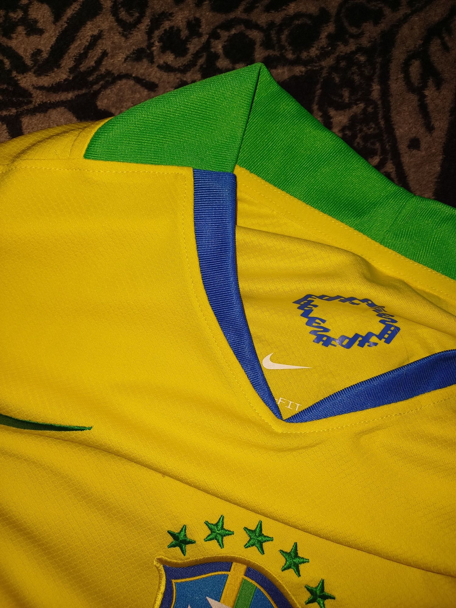 camisola Brasil edição 2025 XL e L