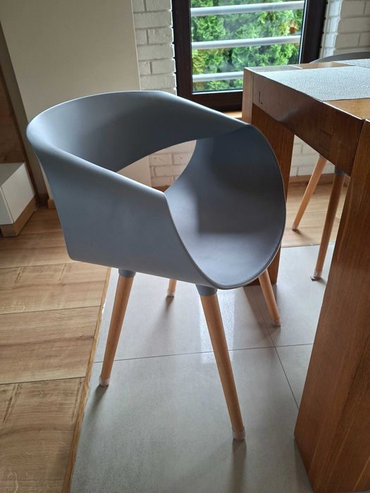 Krzesła 6 sztuk  do jadalni