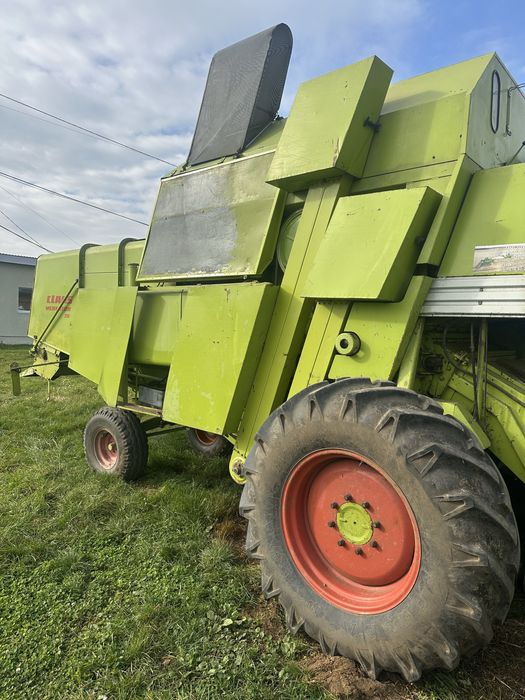 Комбайн Claas Merkator 70