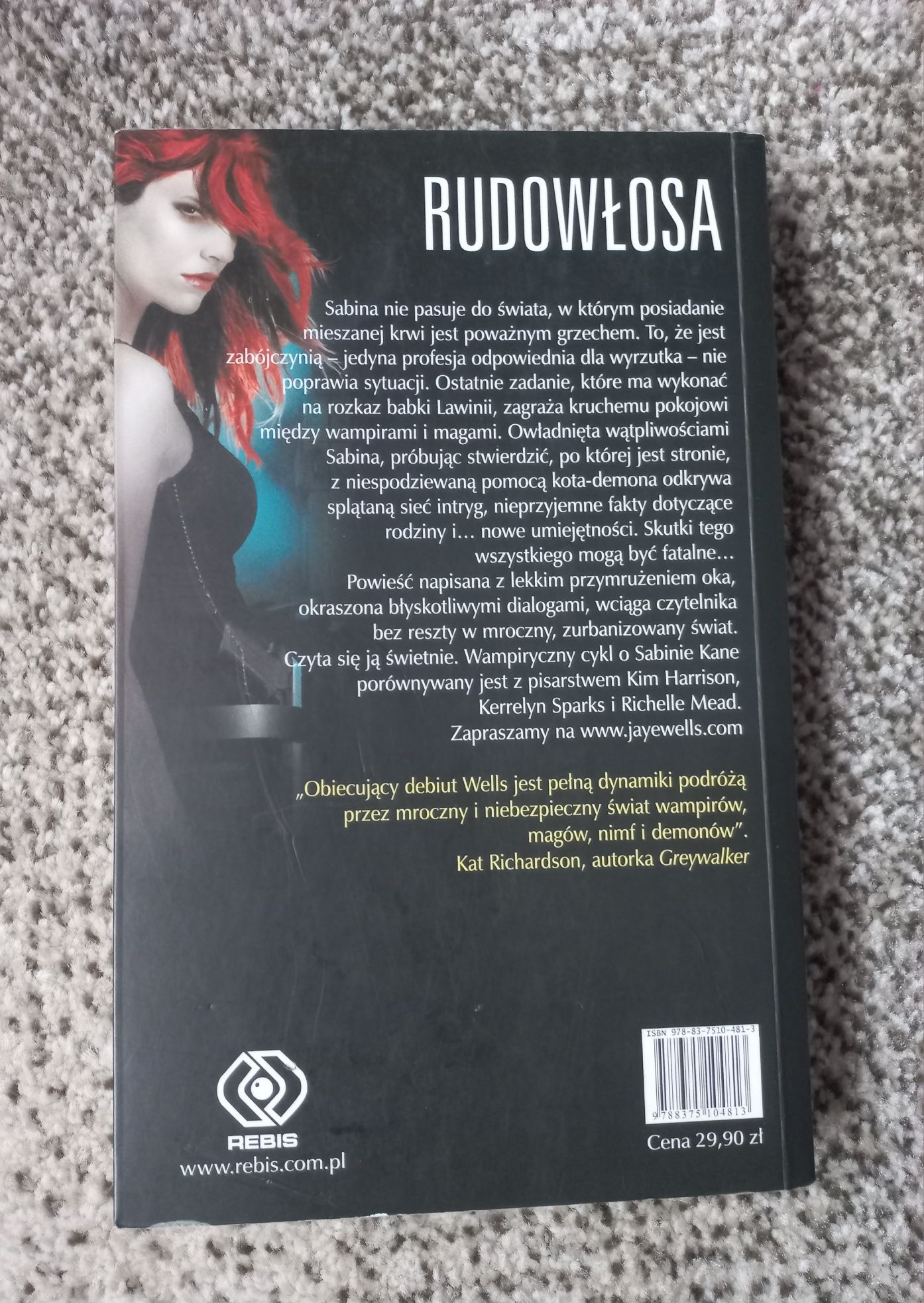 Rudowłosa Jaye Wells