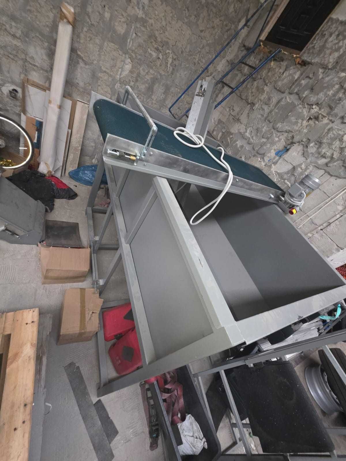Linia do  pakowania PELLETU i materiałów sypkich APKZ-1500