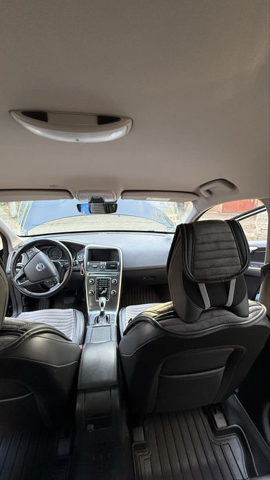 Продам свій автомобіль Вольво хс 60