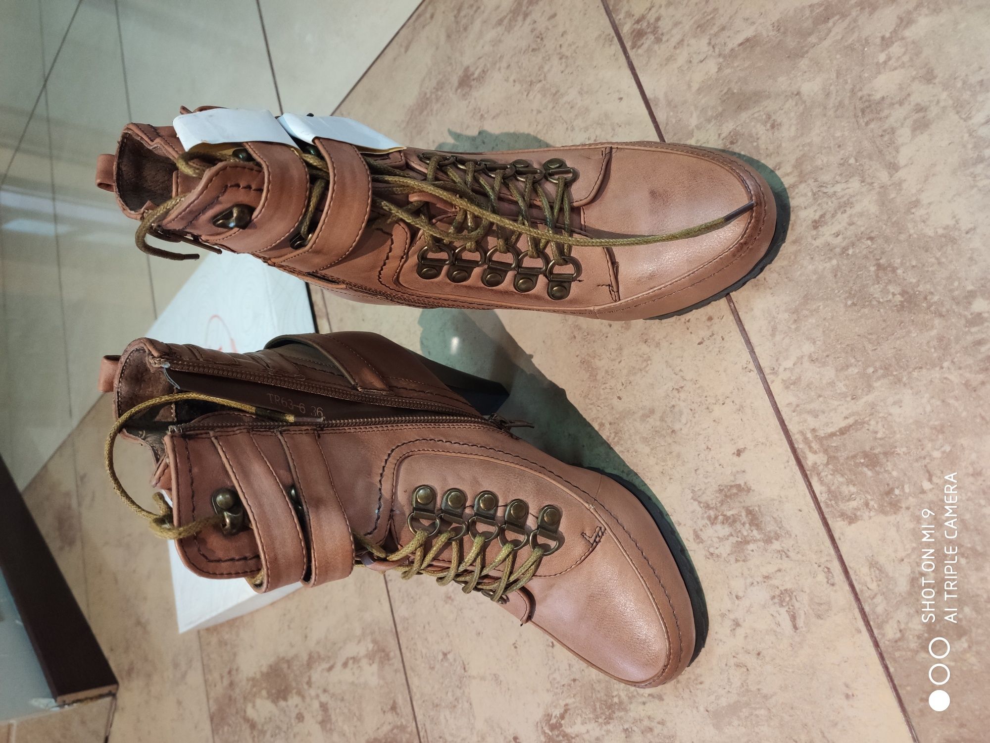 Botki rozm 39 kolor camel