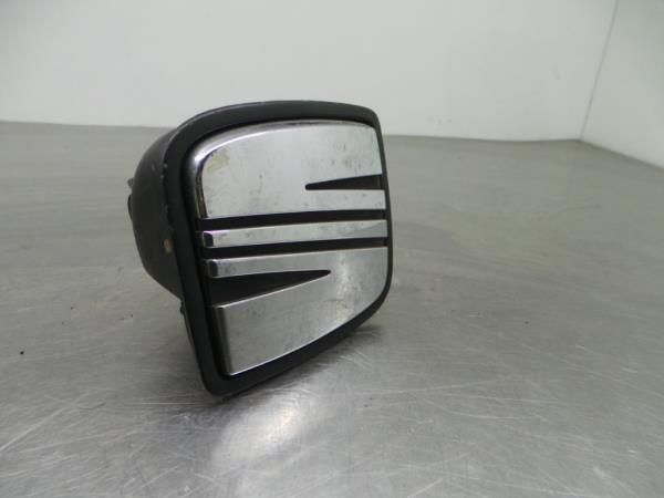 Puxador porta da mala SEAT Ibiza II (6K1)