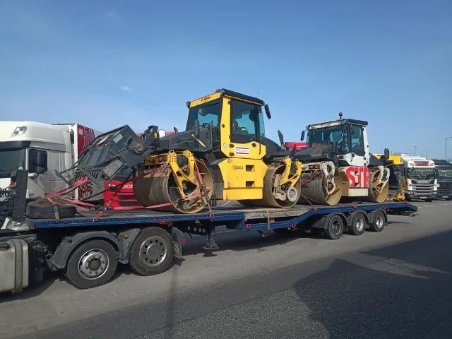 Van Eck 2011r., niskopodwoziowa platforma, mega, wys. 90cm, szer. 254cm, koła 17,5 bliźniaki, muldy, zagłębienia na kombajn, ładowarkę, dźwig, ciągnik siodłowy, 13,5m pokładu  platforma niskopodwozie zagłębienia mega, 13,5m pokładu