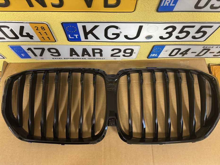 Решітка радіатора ноздрі БМВ Х5 / BMW X5 G05 2019-2022