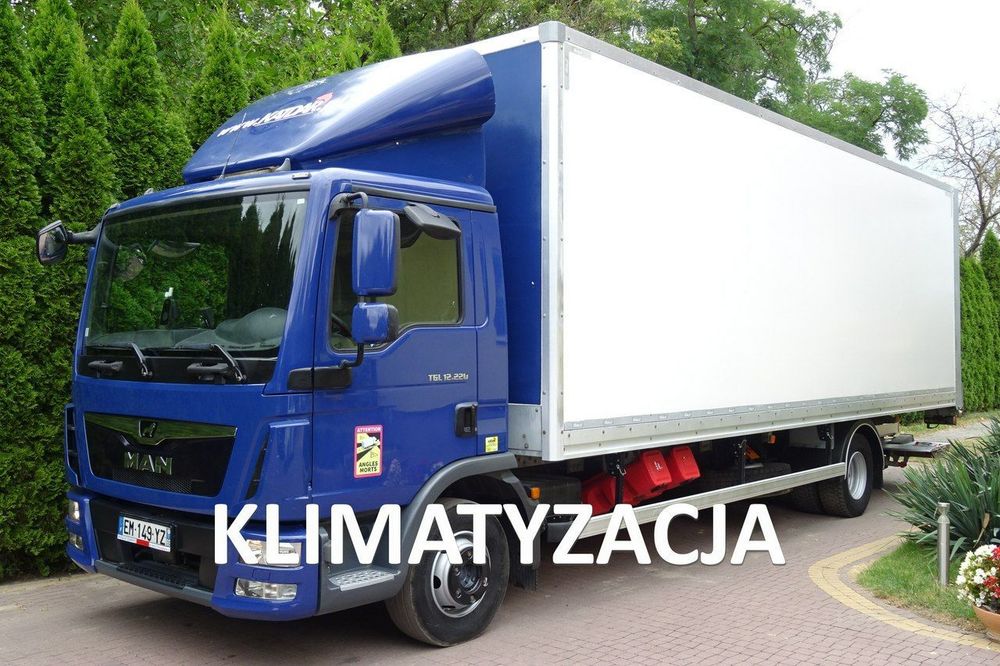 MAN TGL 12.220 Euro 6 Kontener 19 pal winda ocynk tylko 429 tys.km!  MAN TGL 12.220 Euro 6 kontener z windą Sprowadzony, poduszki klima