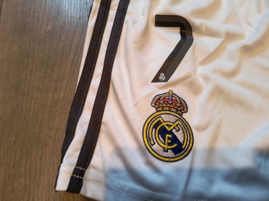 Komplet dla dzieci Real Madryt 25-26 Vini JR roz. 124-135 cm