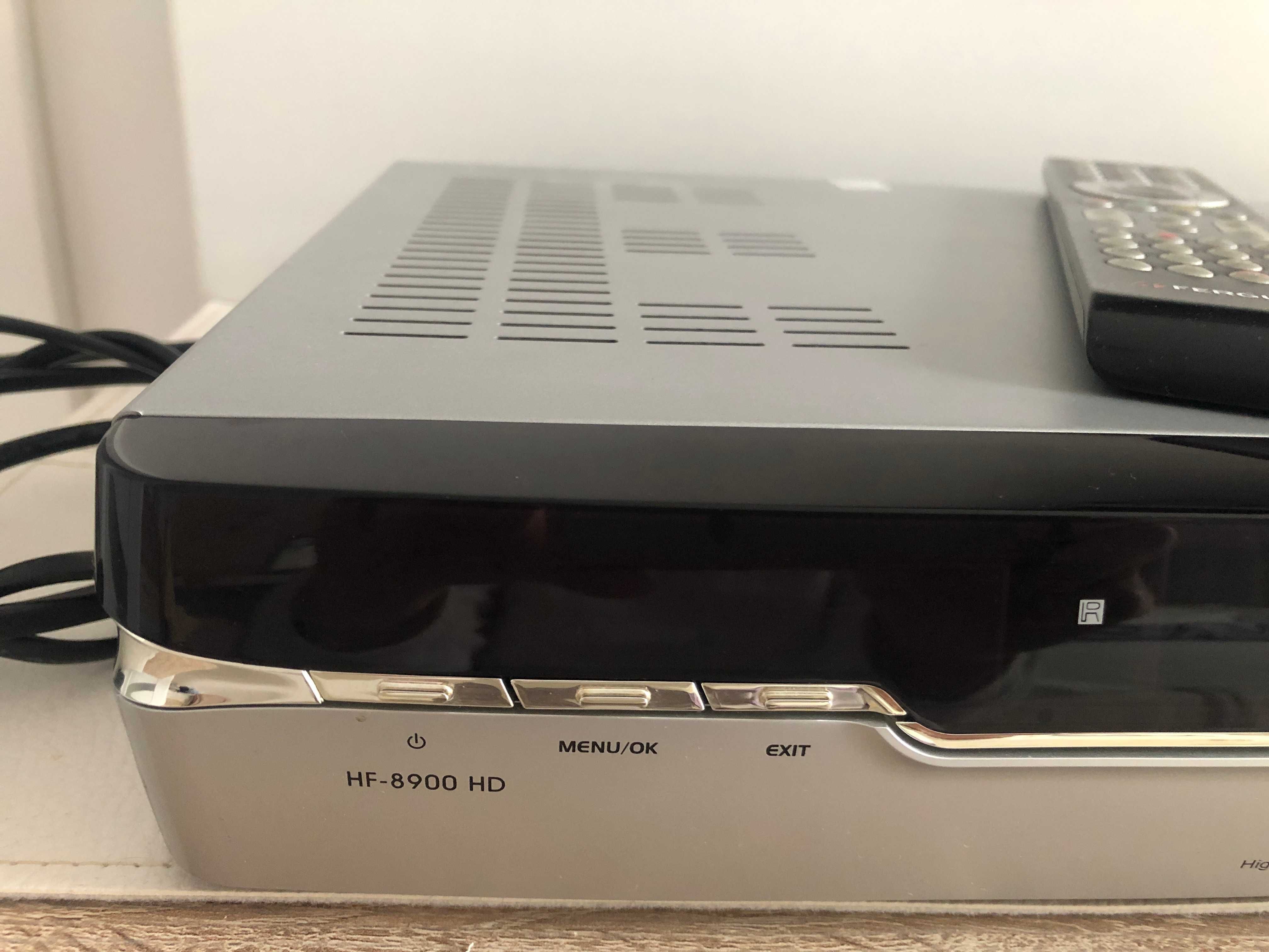 Dekoder satelitarny Ferguson HF-8900 HD
