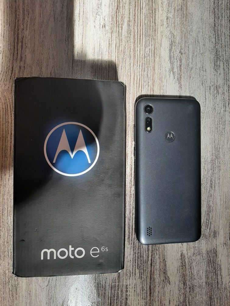 Motorola e6s  4g como novo