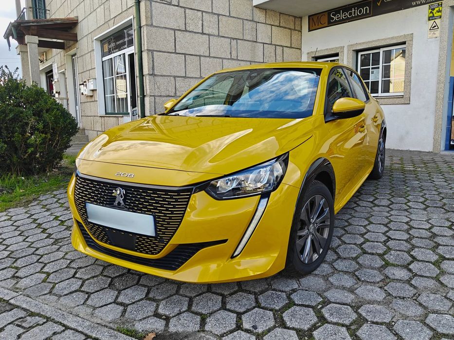 Peugeot e-208 50 kWh Allure Pack