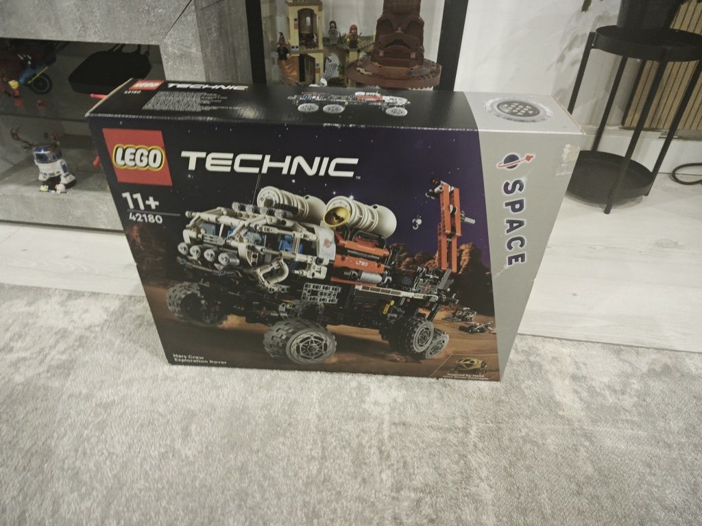 Lego technic 42180 mars crew exploration
