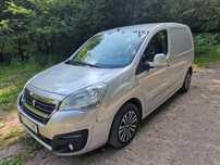 Peugeot Partner  Wymieniony rozrząd, olej, filtry, Klima, przebieg 95tyś VAT-1