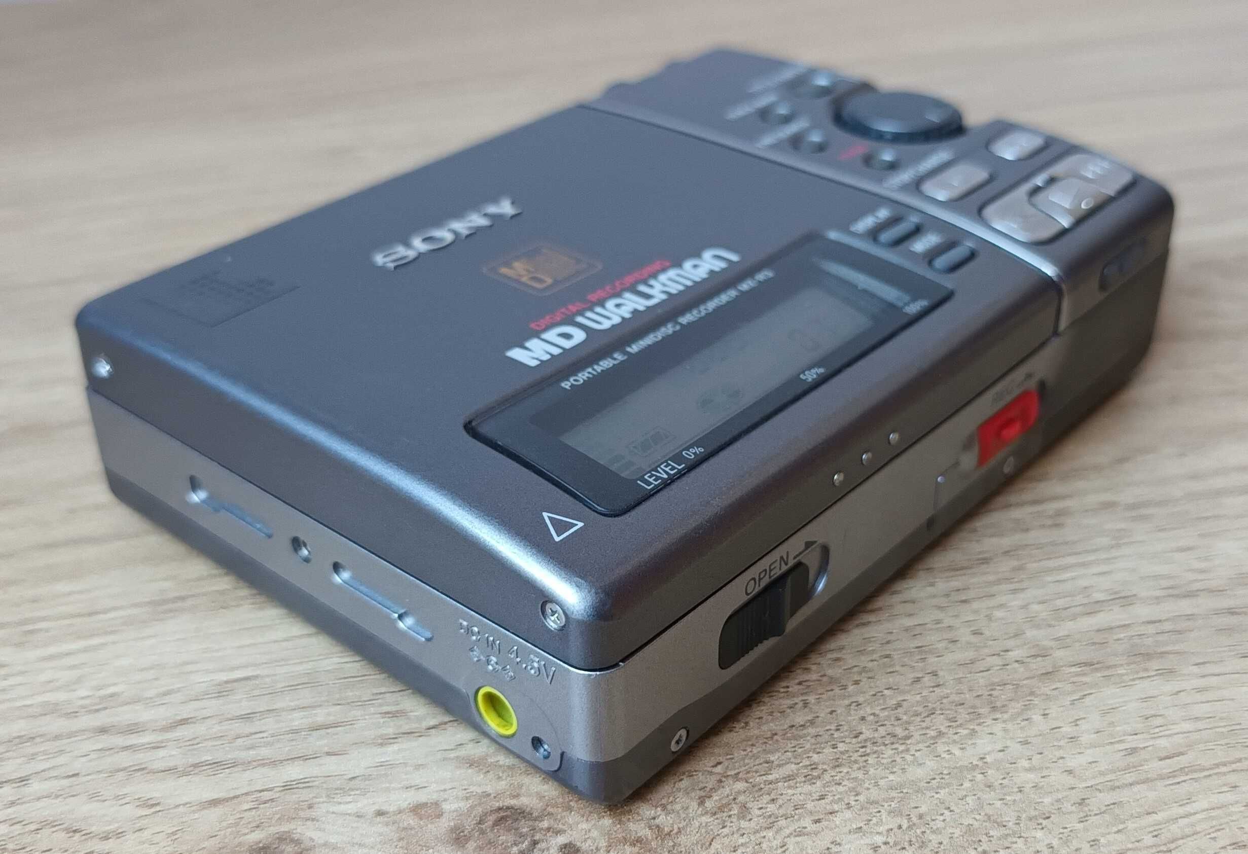 Sony MZ-R3 Minidisc / Walkman MD