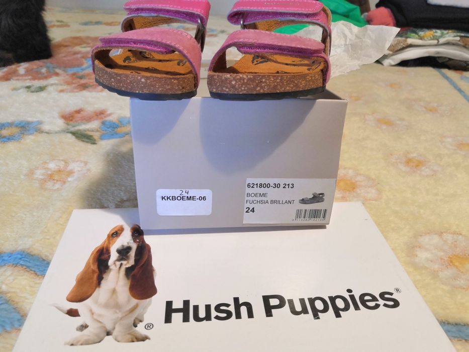 Sandálias novas menina marca Hush Puppies, tamanho 24