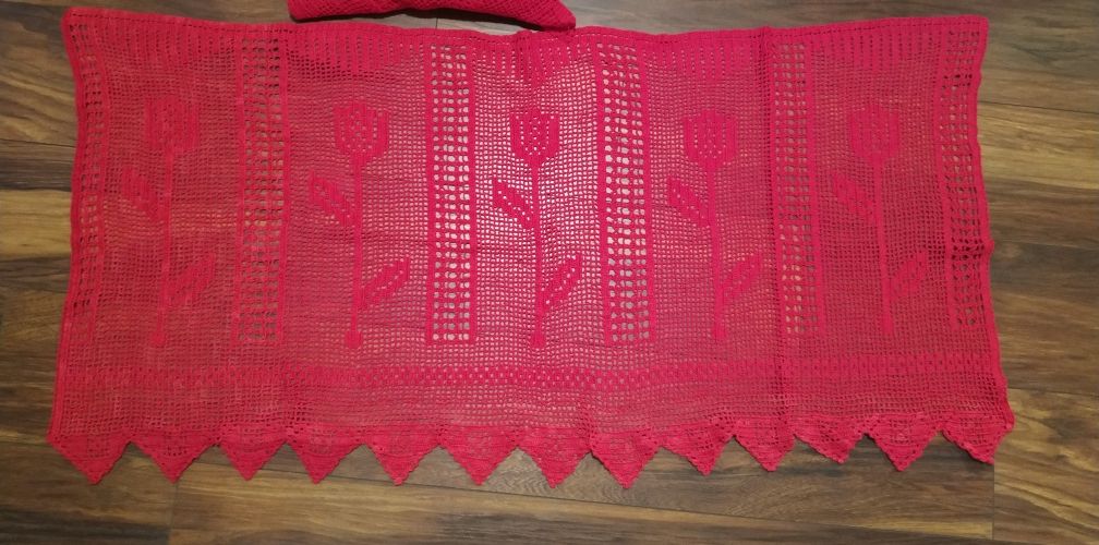 Firanki czerwone Handmade 2szt. szydełkowe na święta