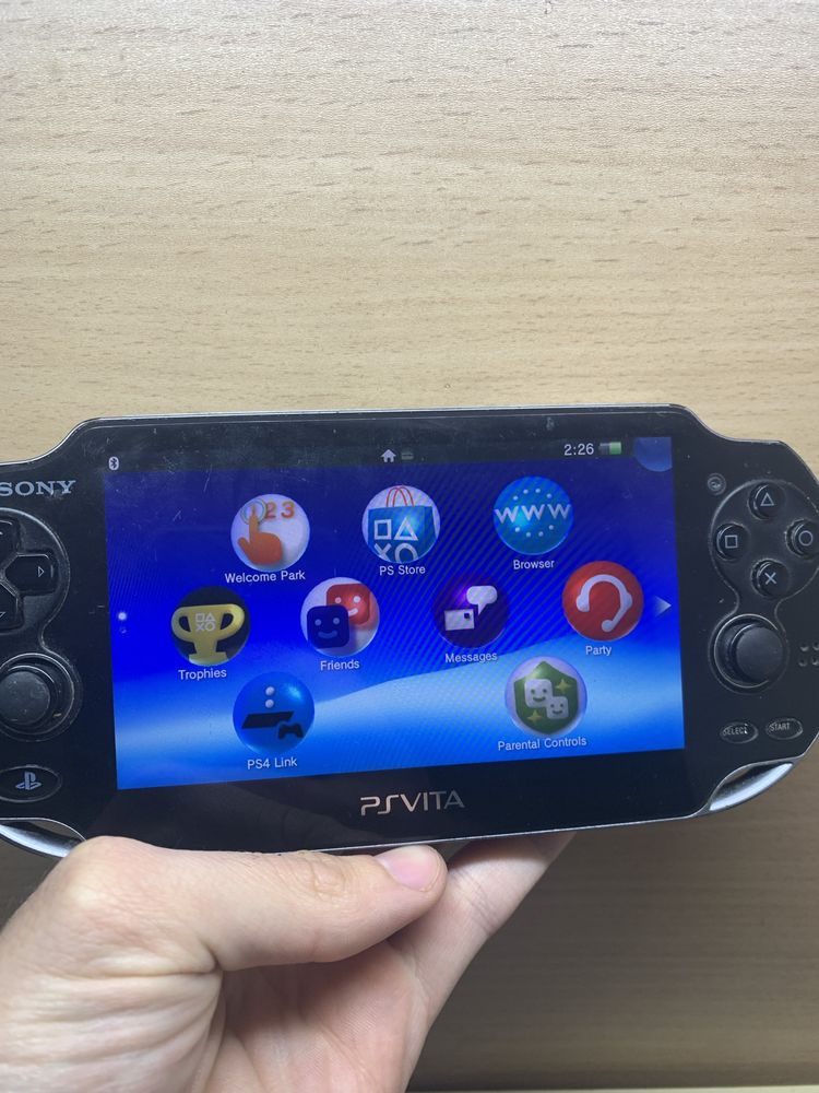 Приставка Ps vita(Можливий обмін на приставку)