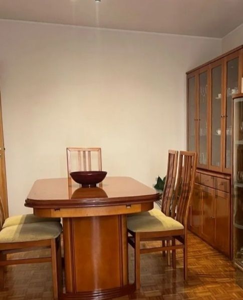 Mobília sala de jantar - mesa + aparador louceiro