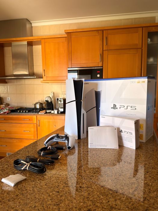 PlayStation5 Slim (1TB)