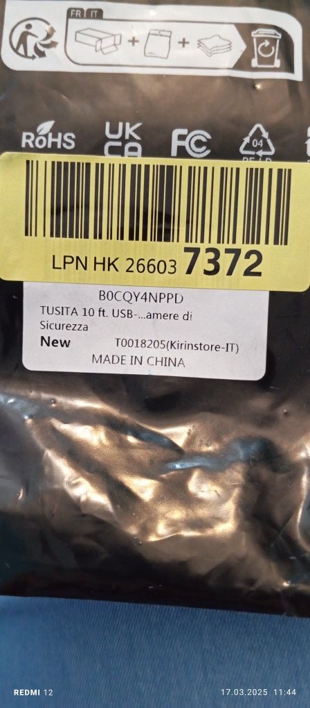 Przedłużka USB C plus srubki mocujące do ściany