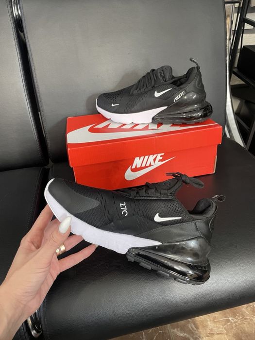 Кросівки Nike Air Max 270 Black/White, літо весна осінь