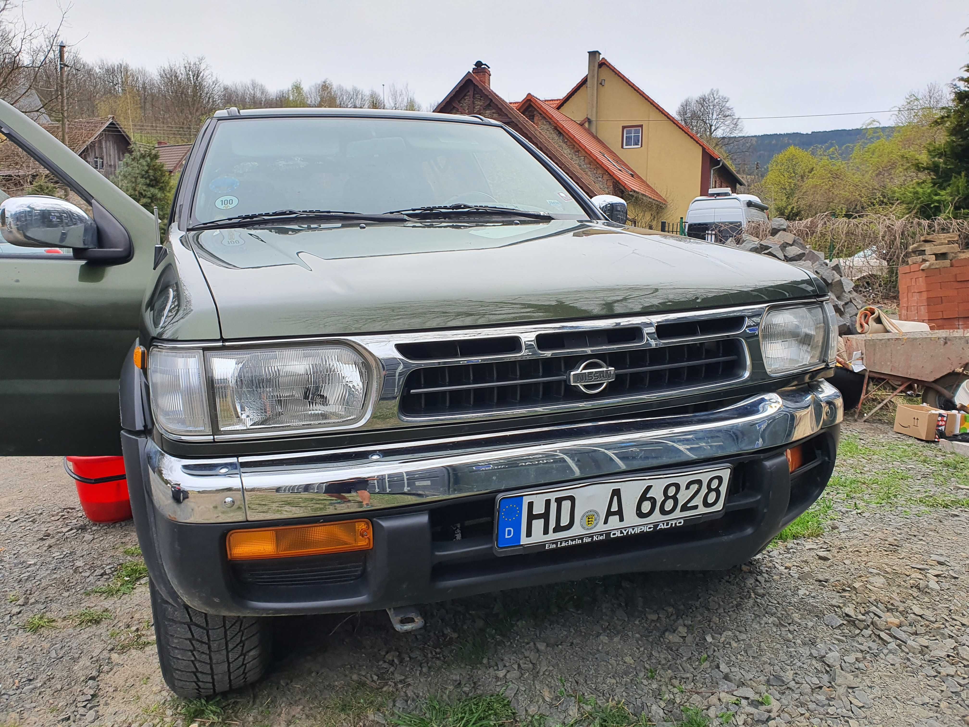 Nissan Pathfinder 3.3 V6 1999 rok Skóry, automat. Nowe opony zimowe.