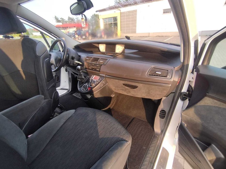 Citroen C8. ( Мінівен)