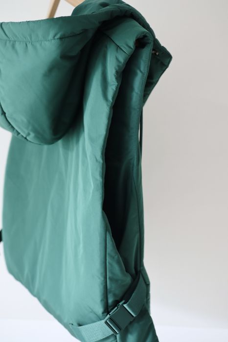 COS Zielona kamizelka