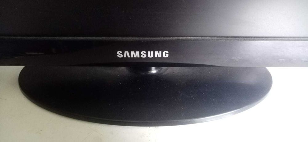 TV Samsung 19" em bom estado