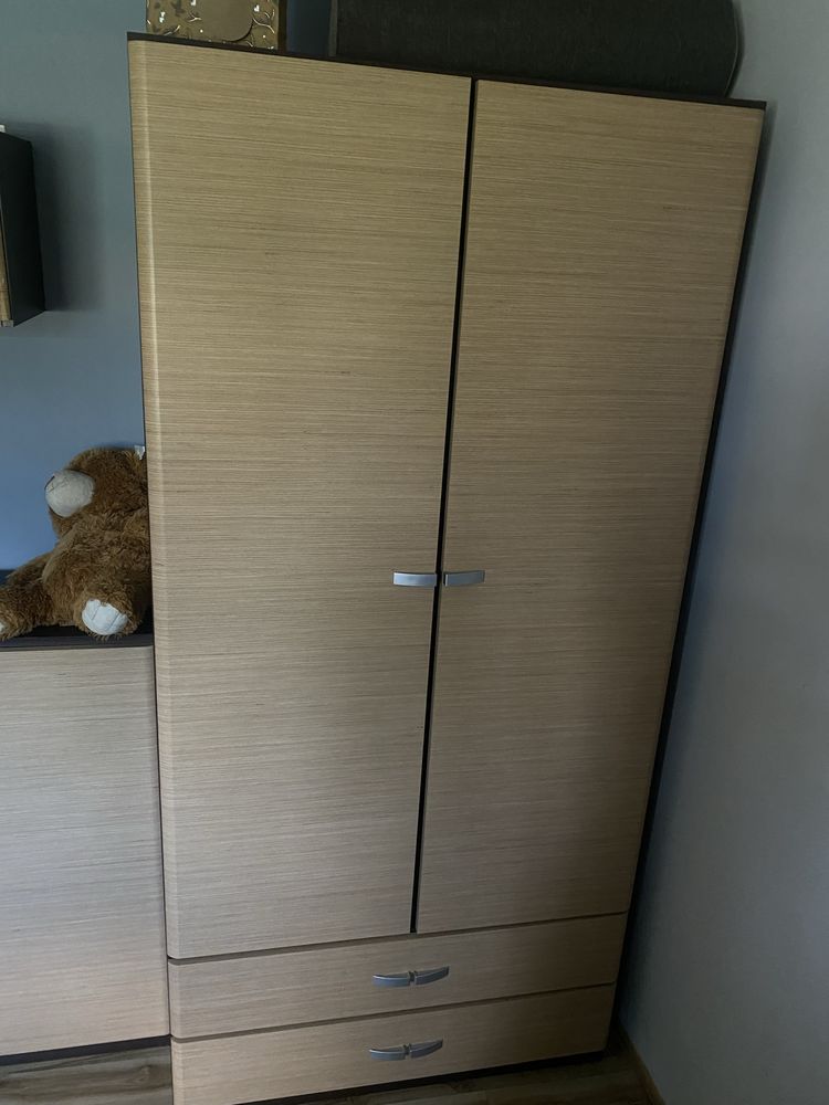 Meble w komplecie !