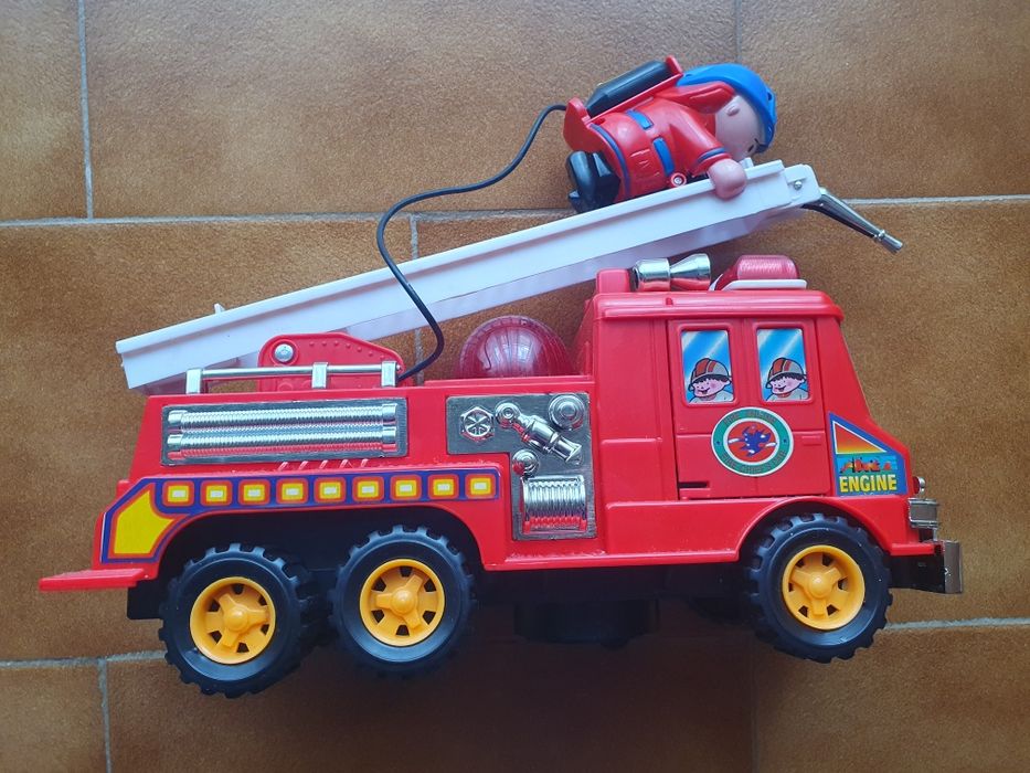 Camião bombeiros brincar