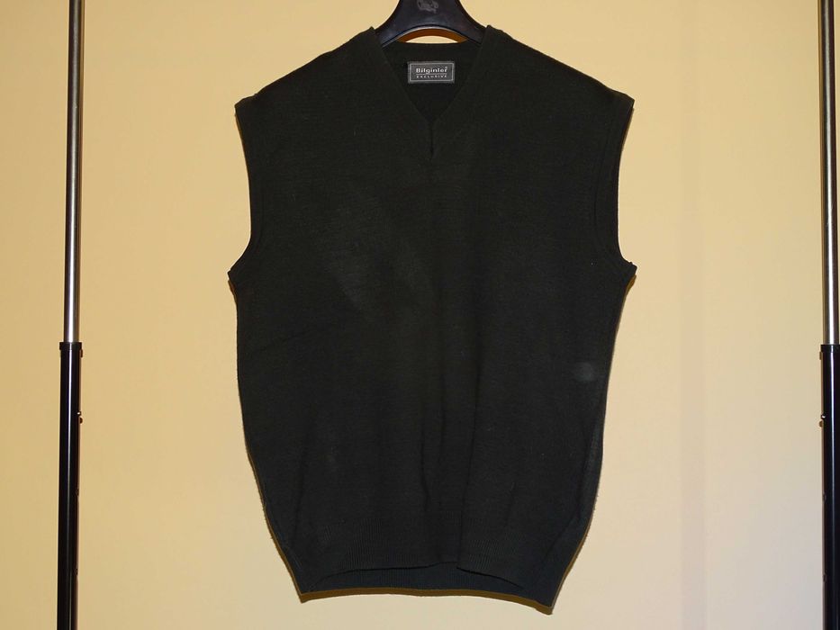 Szary sweterek męski bez rękawów