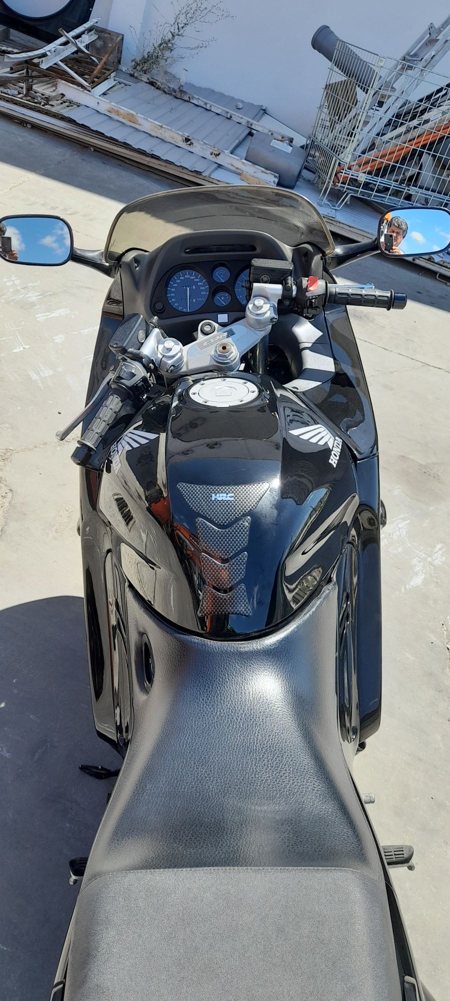 CBR1000F 99 28.000km