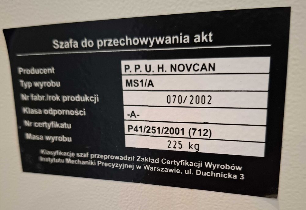 Sejf szafa pancerna Novcan 225 kg, 1 skrytka, dwa zamki 150/70/60 cm