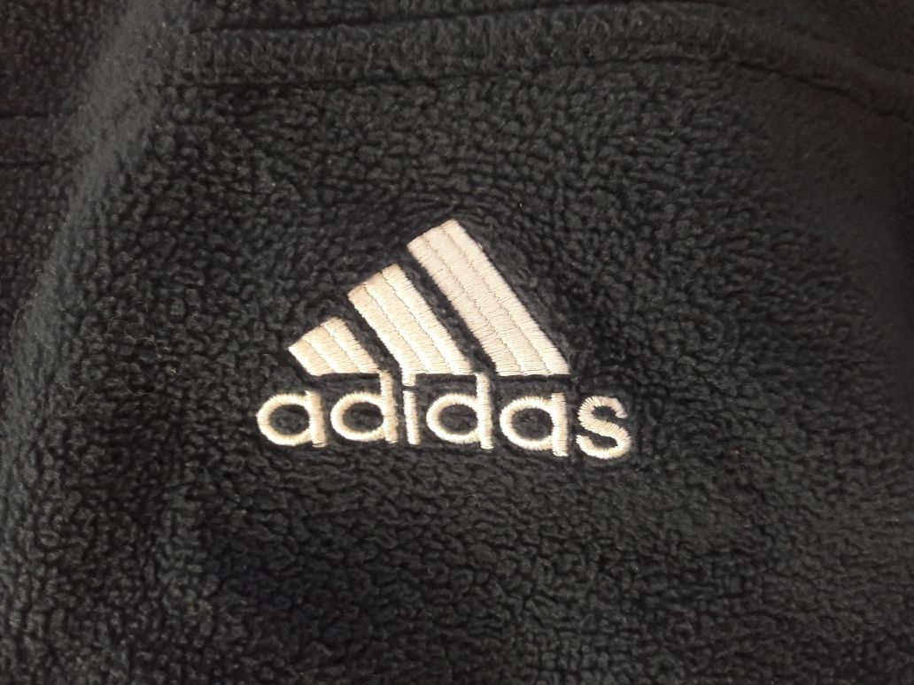 Флисовая кофту  Adidas оригинал.