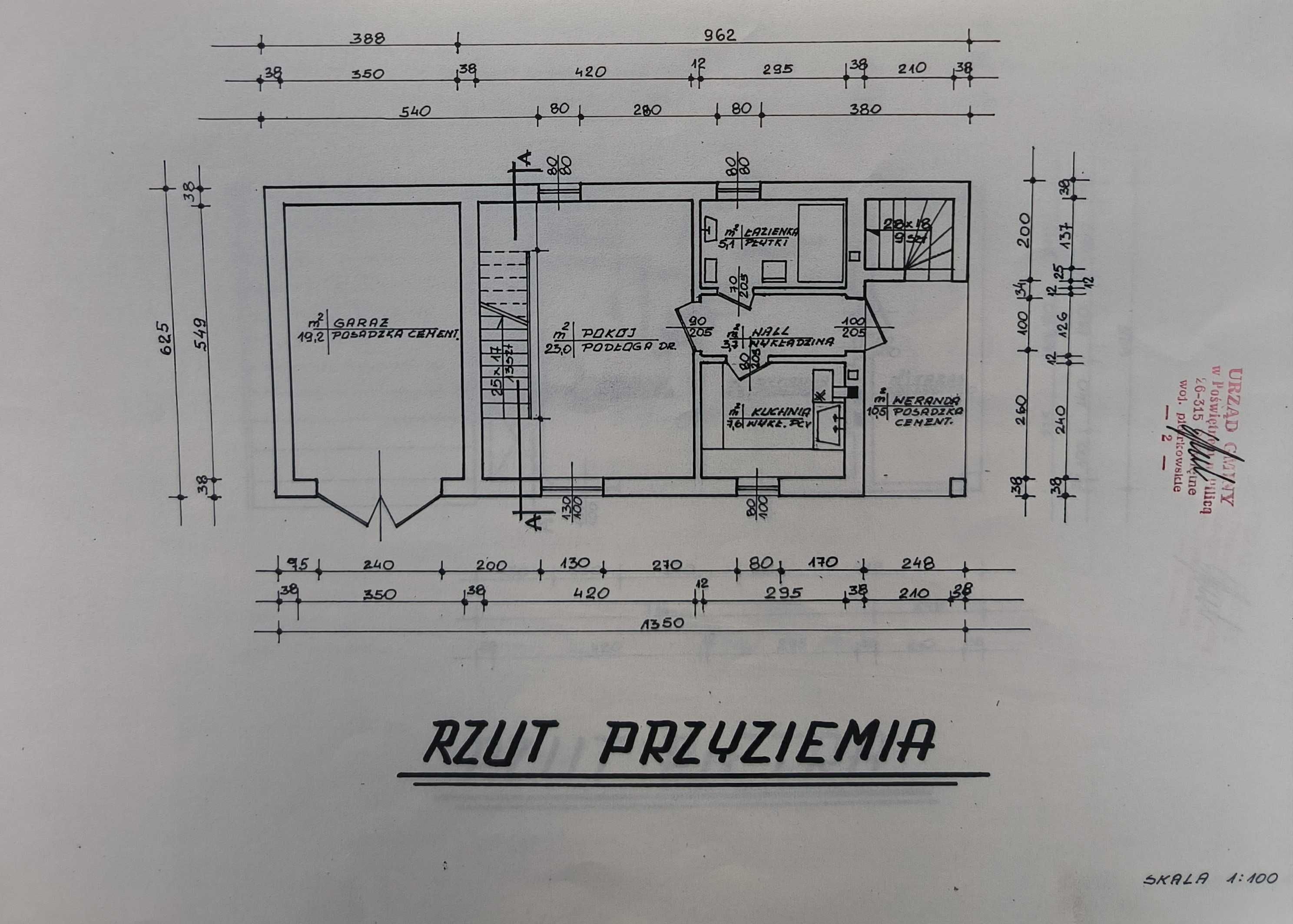 Duża działka z domem w atrakcyjnej okolicy