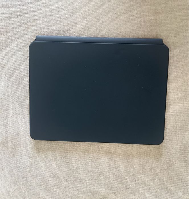 Tablet iPad Air 11” 2024, 256GB Szary + Klawiatura Magic + Rysik Pro